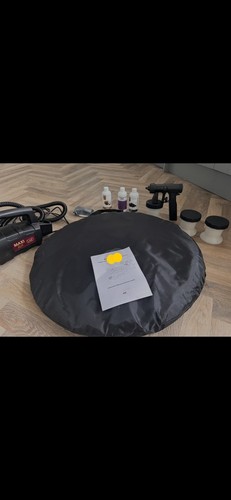 Spray tan machine and - tan, tent